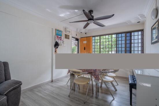 123 Yishun Street 11 HDB Apartment For Sale, $550,000, 3 Bed 2 Bath 1,001 sqft $549.00 psf