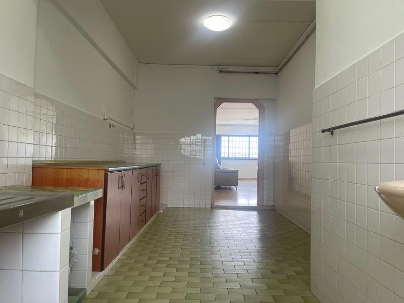 105 Tampines Street 11 HDB Apartment For Sale, $670,000, 3 Bed 2 Bath 1,119 sqft $599.00 psf