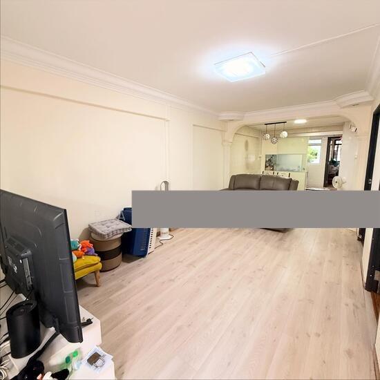 114 Lorong 1 Toa Payoh HDB Apartment For Sale, $379,999, 3 Bed 1 Bath 700 sqft $543.00 psf