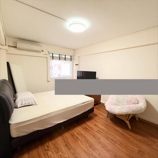 114 Lorong 1 Toa Payoh HDB Apartment For Sale, $379,999, 3 Bed 1 Bath 700 sqft $543.00 psf