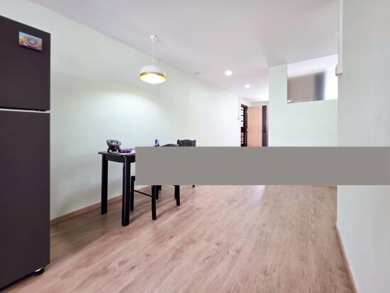 249 Yishun Avenue 9 HDB Apartment For Sale, $549,999, 3 Bed 2 Bath 1,130 sqft $487.00 psf