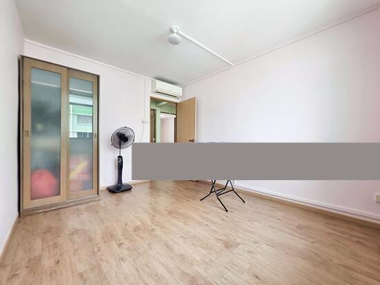 249 Yishun Avenue 9 HDB Apartment For Sale, $549,999, 3 Bed 2 Bath 1,130 sqft $487.00 psf