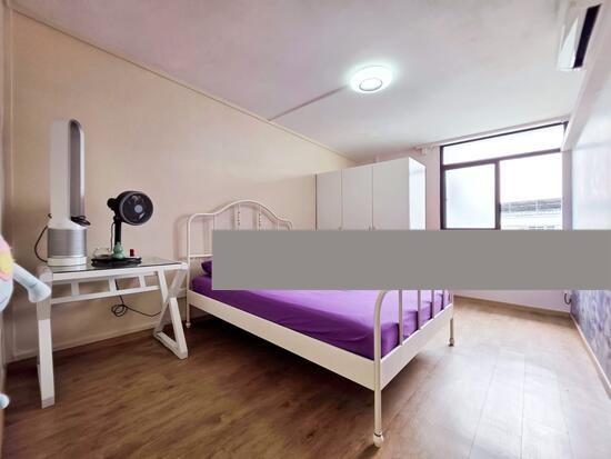 249 Yishun Avenue 9 HDB Apartment For Sale, $549,999, 3 Bed 2 Bath 1,130 sqft $487.00 psf