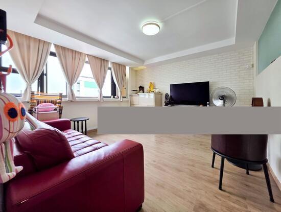 249 Yishun Avenue 9 HDB Apartment For Sale, $549,999, 3 Bed 2 Bath 1,130 sqft $487.00 psf