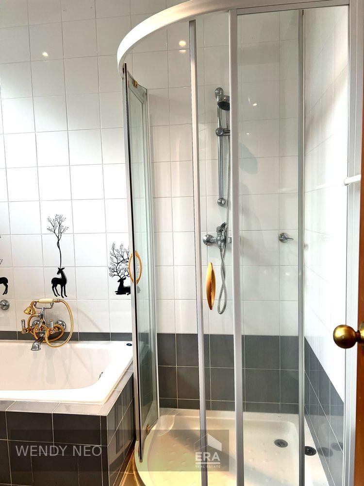 Swiss Club Road Good Class Bungalow for Sale