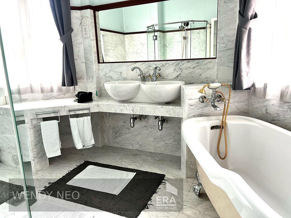 Swiss Club Road Good Class Bungalow for Sale