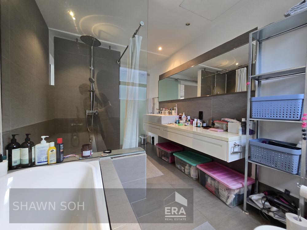 Rare Landed Listing in Sunset Terrace Enclave!