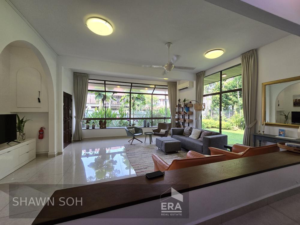 Rare Landed Listing in Sunset Terrace Enclave!