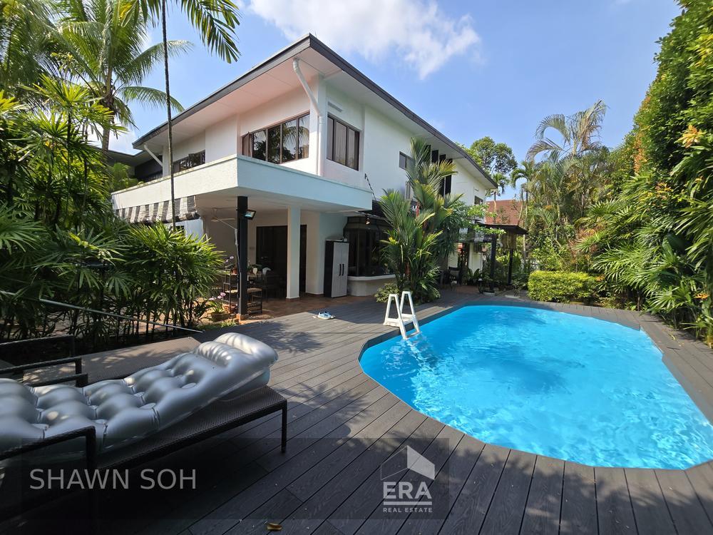 Rare Landed Listing in Sunset Terrace Enclave!