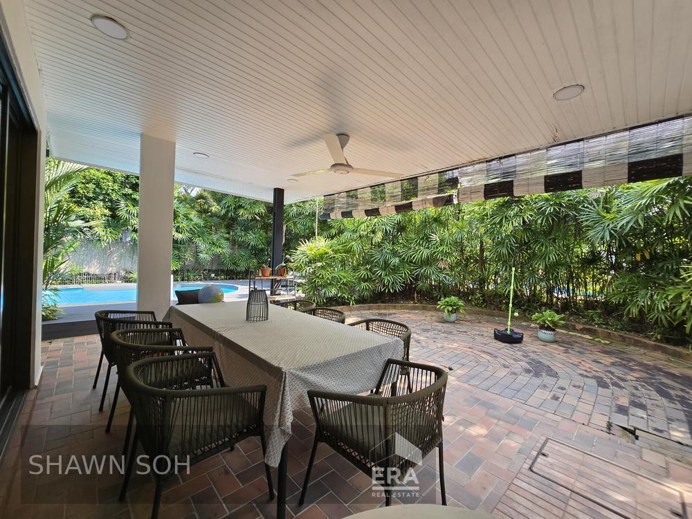 Rare Landed Listing in Sunset Terrace Enclave!