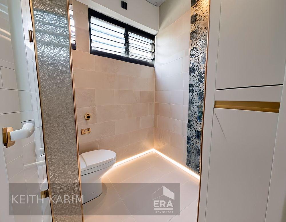 High Floor, Quiet, Breezy & Great View! Original Condition Open to All