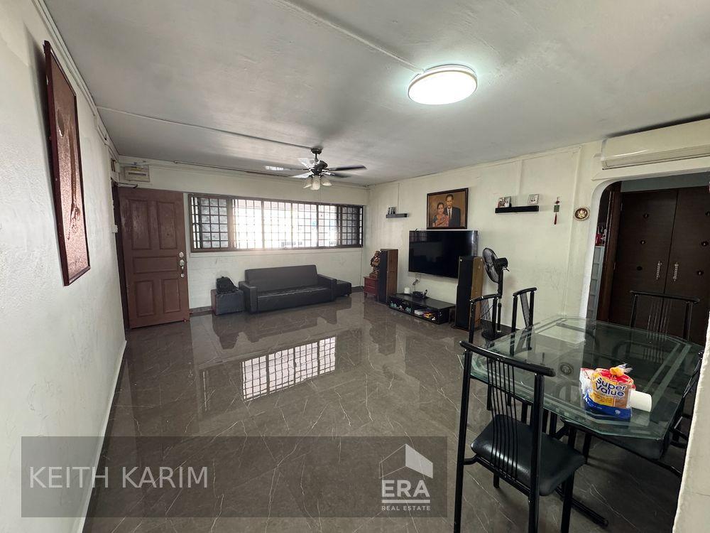 High Floor, Quiet, Breezy & Great View! Original Condition Open to All