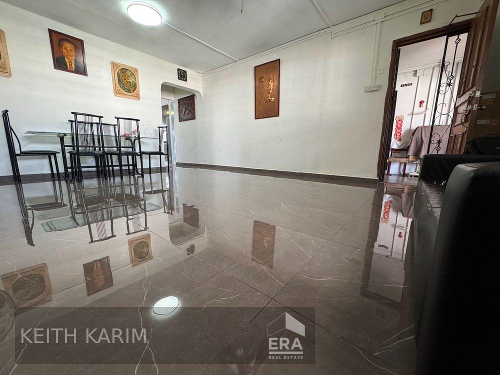 High Floor, Quiet, Breezy & Great View! Original Condition Open to All