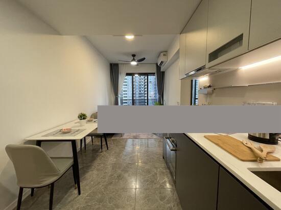 The M Condominium For Sale, $1,800,000, 2 Bed 1 Bath 635 sqft $2,835.00 psf