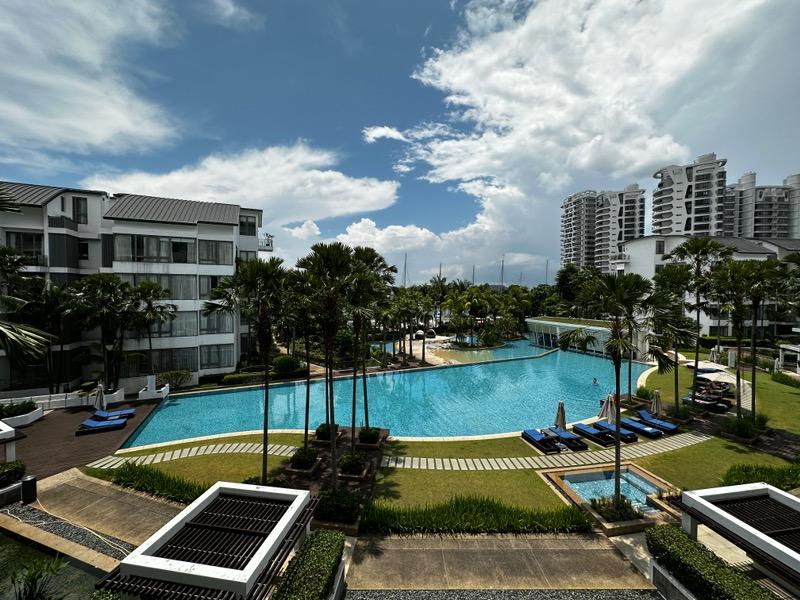 Prop-GPT: Condominium: D04  Marina Collection