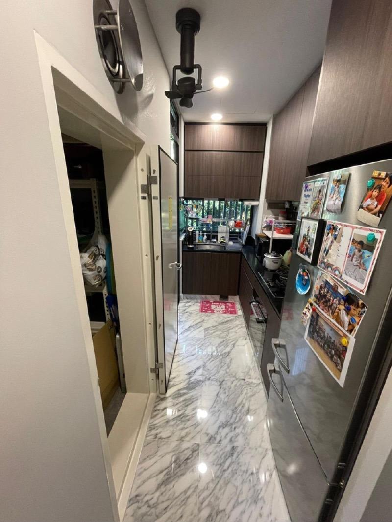 Van Holland Condominium For Sale, $3,200,000, 2 Bed 2 Bath 1,001 sqft $3,197.00 psf