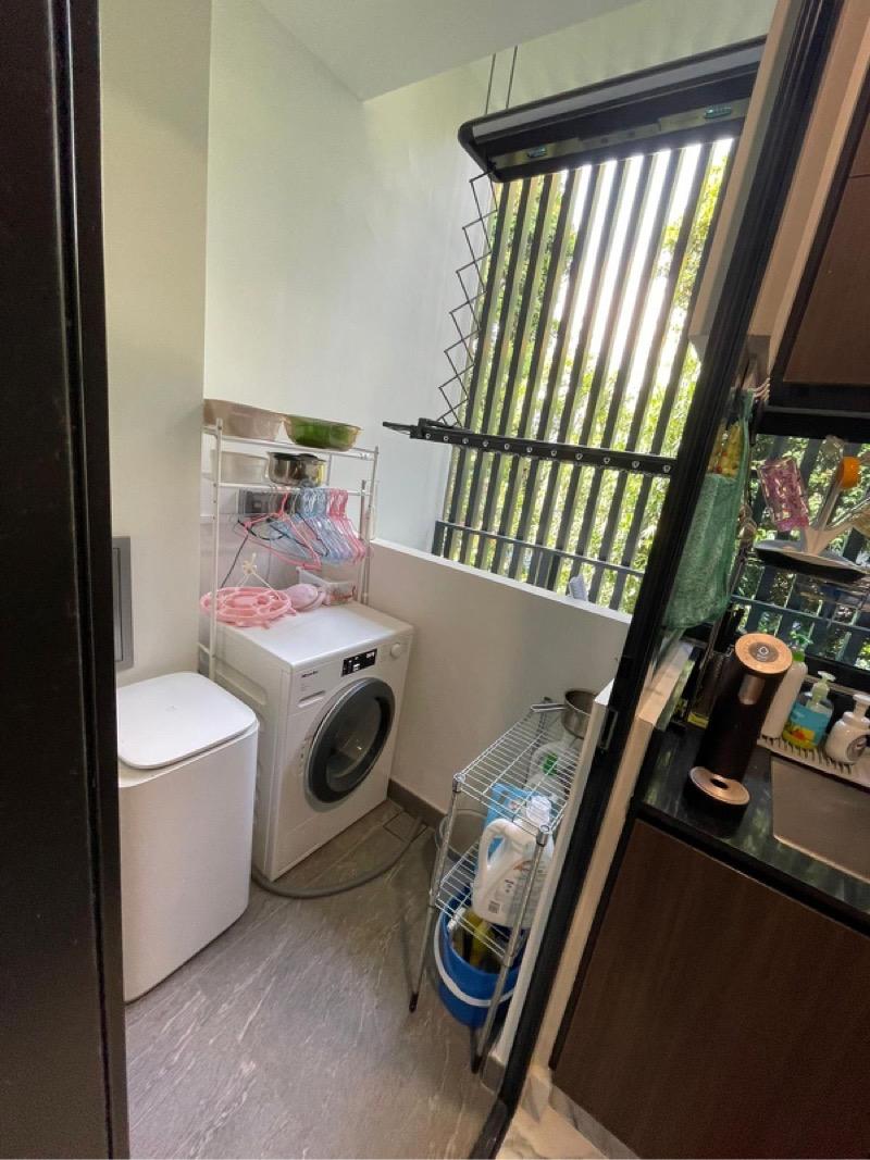 Van Holland Condominium For Sale, $3,200,000, 2 Bed 2 Bath 1,001 sqft $3,197.00 psf