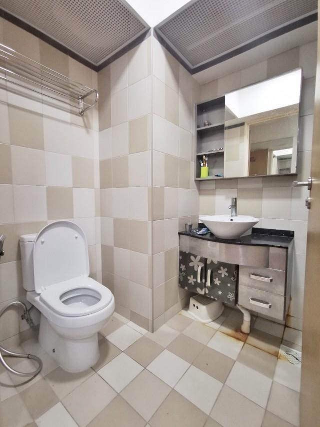 88 Dawson Road HDB Apartment For Sale, $899,000, 3 Bed 2 Bath 893 sqft $1,007.00 psf