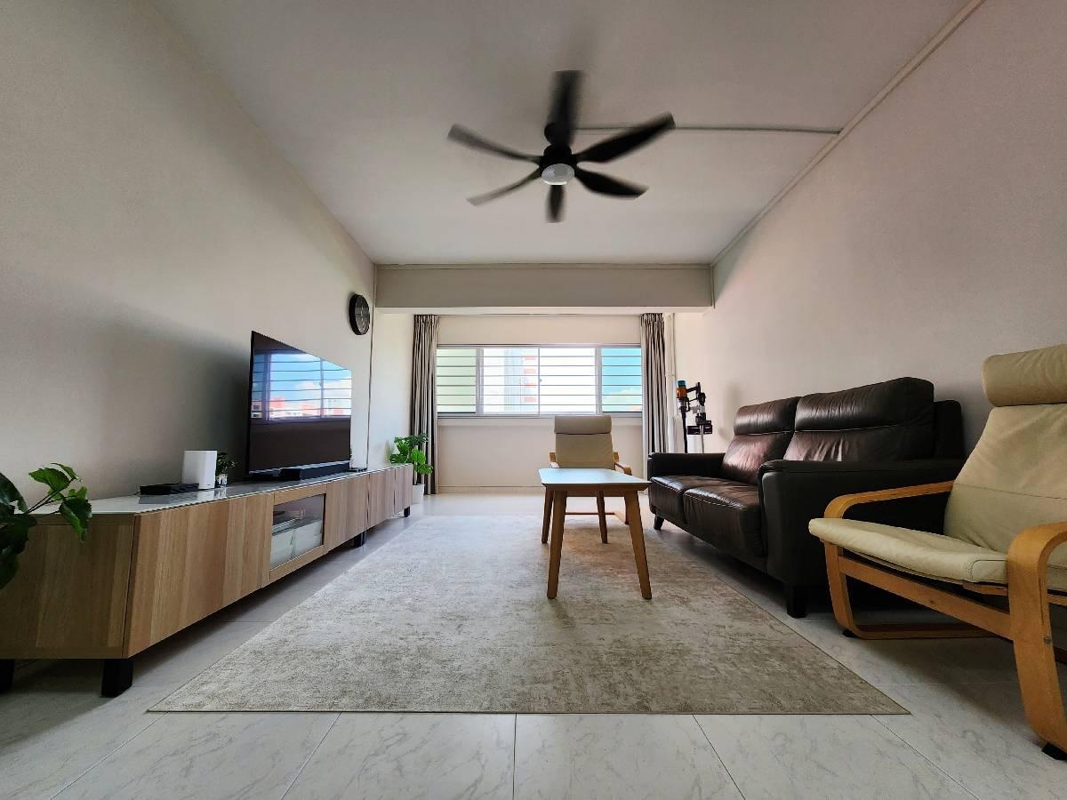 Prop-GPT: HDB Apartment: D27 Yishun 405 Yishun Avenue 6