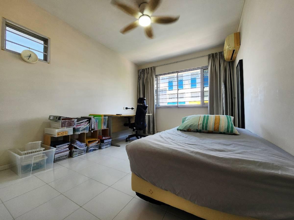 405 Yishun Avenue 6 HDB Apartment For Sale, $899,000, 4 Bed 2 Bath 1,528 sqft $588.00 psf