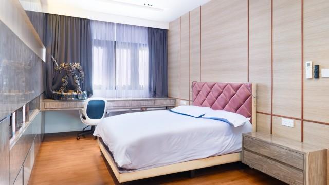 Westlake Gardens Detached House For Sale, $17,500,000, 5 Bed 7 Bath 5,000 sqft $2,160.00 psf