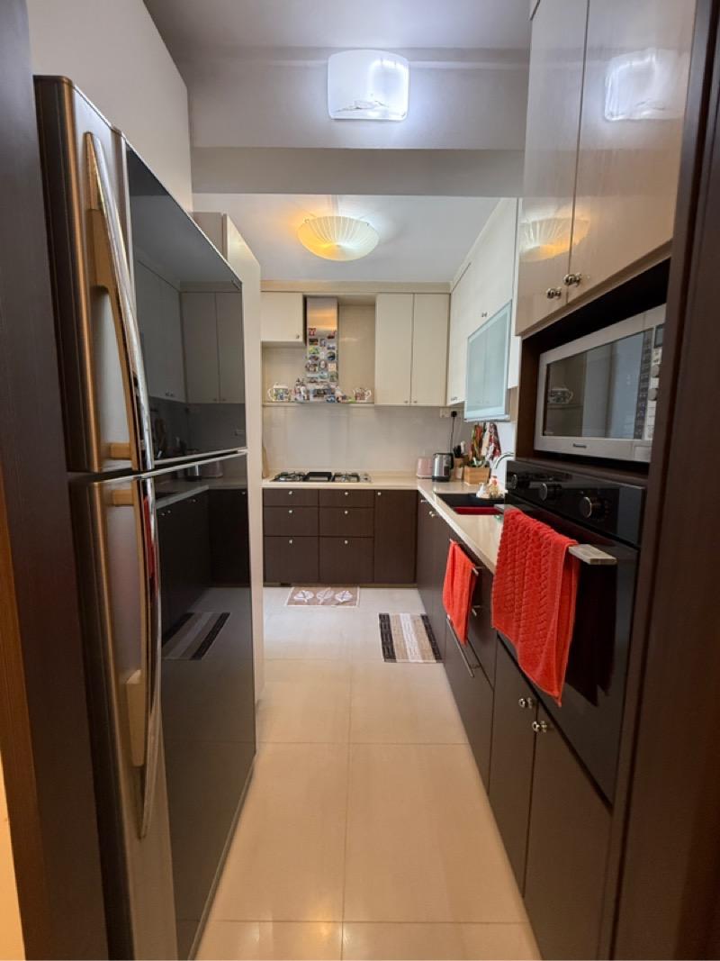 3 Marine Terrace HDB Apartment For Sale, $1,150,000, 3 Bed 2 Bath 1,302 sqft $883.00 psf