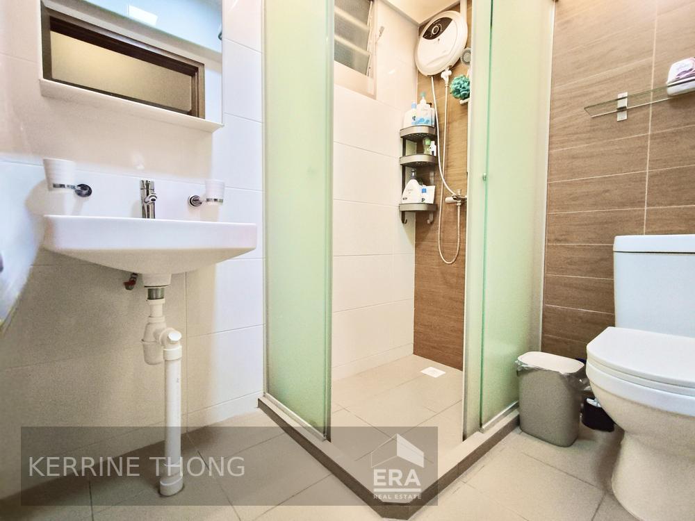 Newly Mop! 1km to Poi Ching and St Hilda! Great Location!