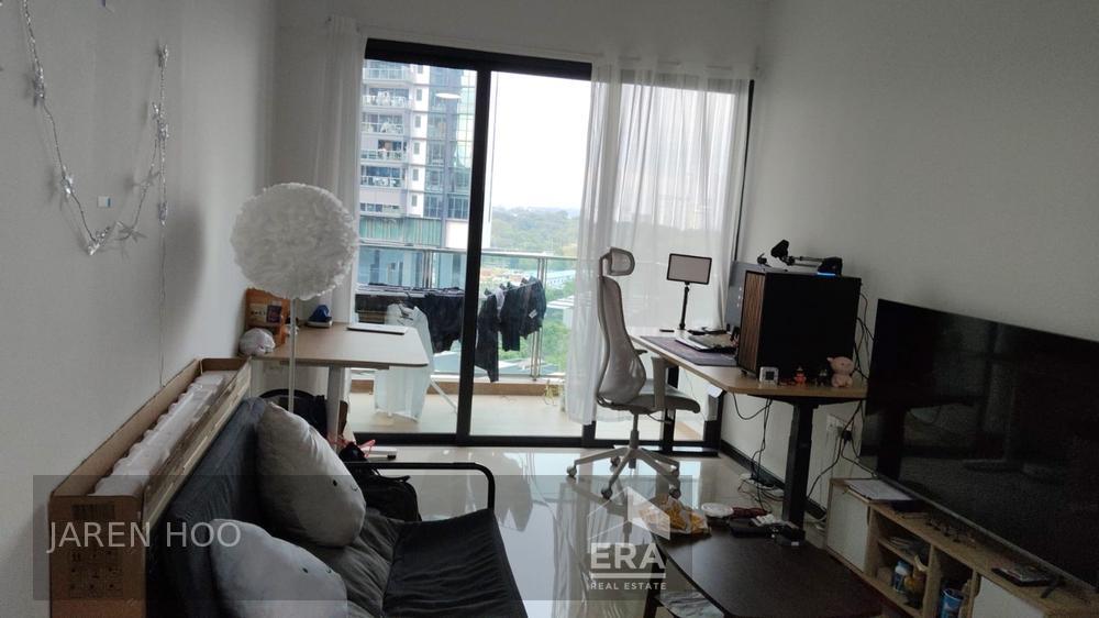 Low Floor Lovers With Perfect Pool View. Stunning 1 Bedroom for Sale