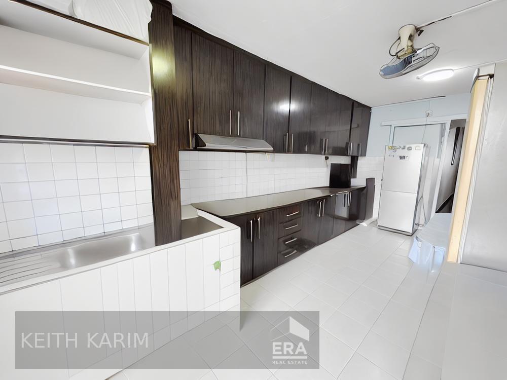 High Floor, Quiet, Breezy & Great View! Original Condition Open to All