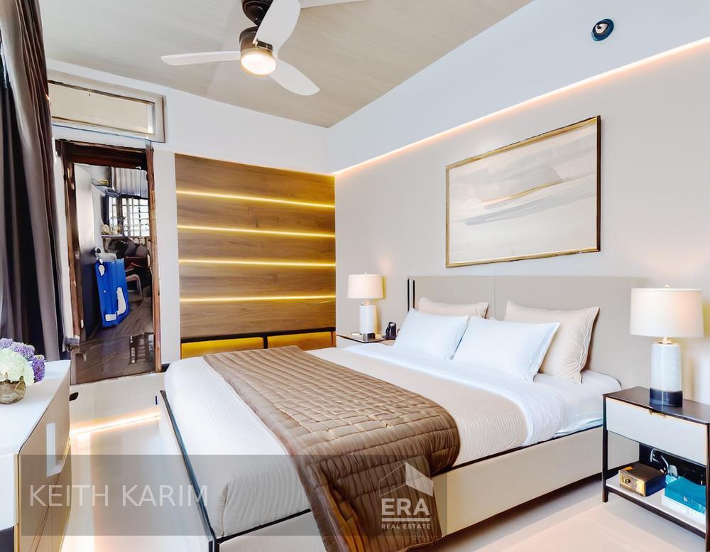 High Floor, Quiet, Breezy & Great View! Original Condition Open to All