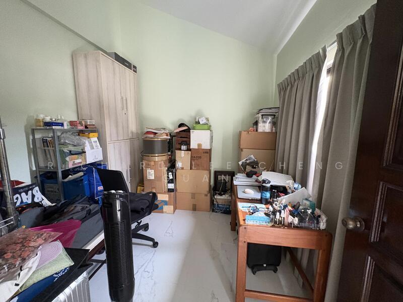 District 5 Corner Terrace Freehold Clementi Road for Sale