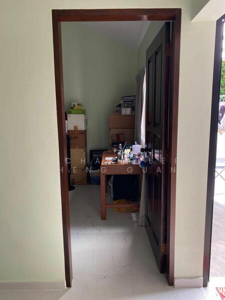 District 5 Corner Terrace Freehold Clementi Road for Sale