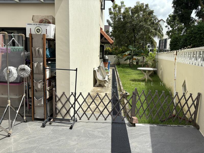 District 5 Corner Terrace Freehold Clementi Road for Sale