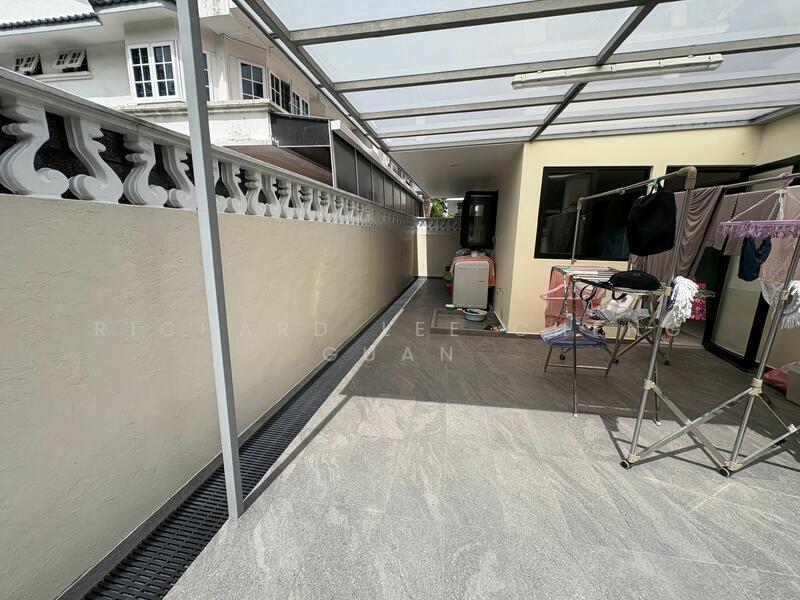 District 5 Corner Terrace Freehold Clementi Road for Sale