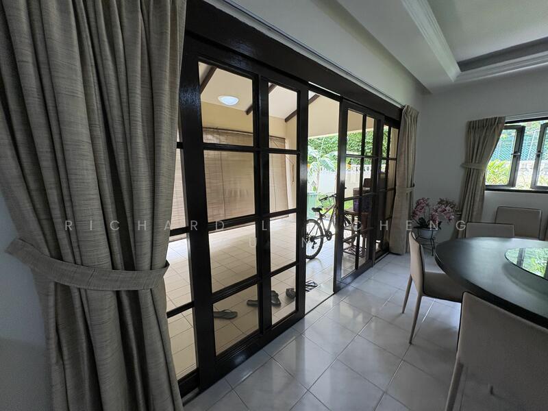 District 5 Corner Terrace Freehold Clementi Road for Sale