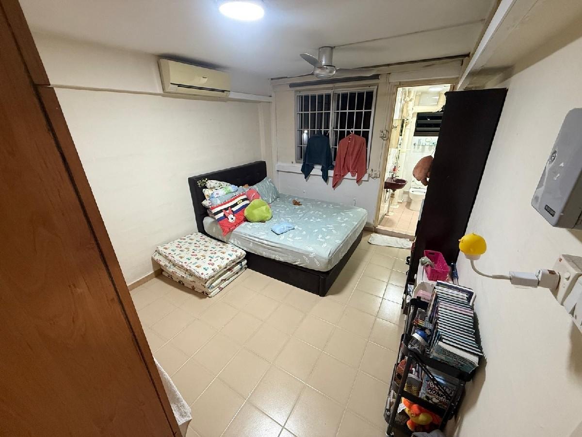 40 Circuit Road HDB Apartment For Sale, $370,000, 2 Bed 2 Bath 614 sqft $603.00 psf