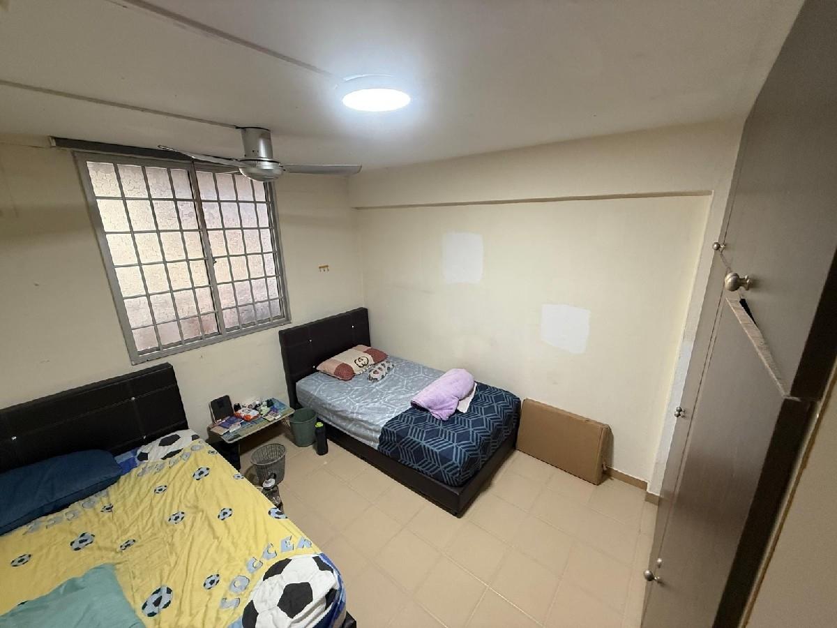 40 Circuit Road HDB Apartment For Sale, $370,000, 2 Bed 2 Bath 614 sqft $603.00 psf