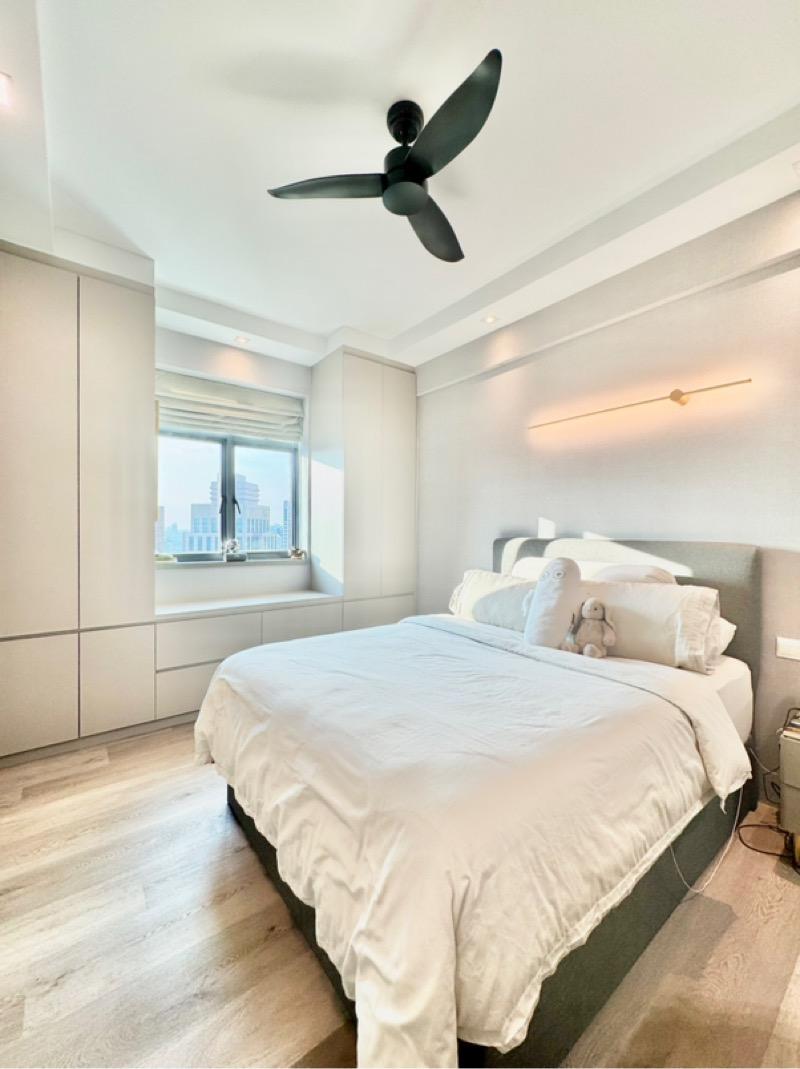 Mirage Tower Condominium For Sale, $1,399,999, 1 Bed 1 Bath 570 sqft $2,456.00 psf