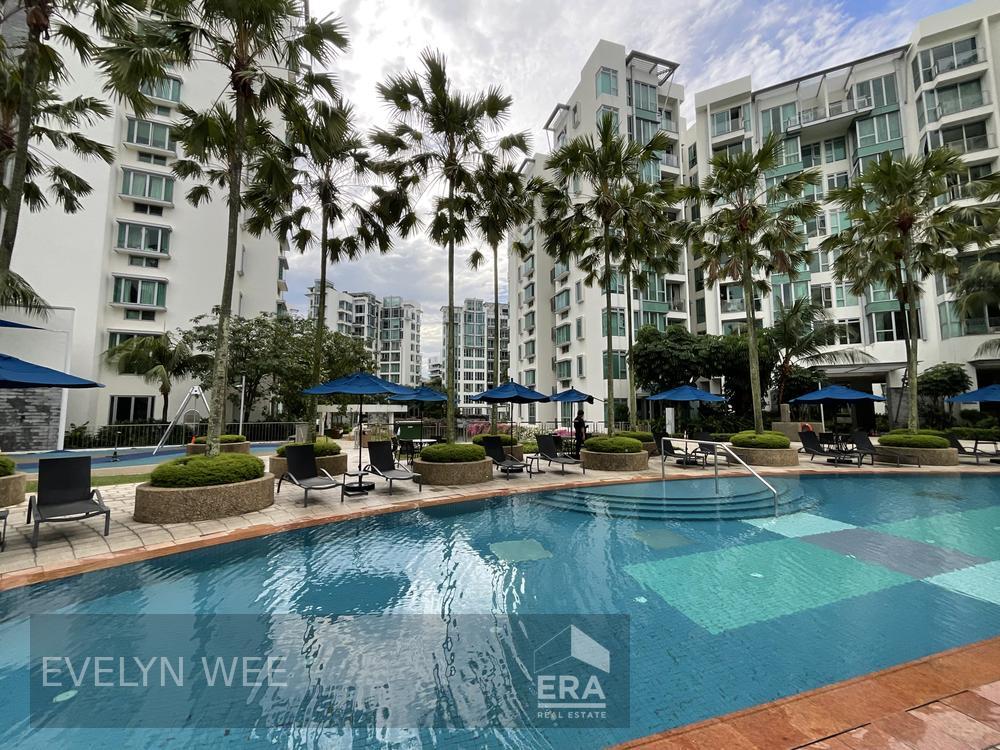 Enjoy the Lifestyle of Waterfront Living , and Enjoy the Convenience.