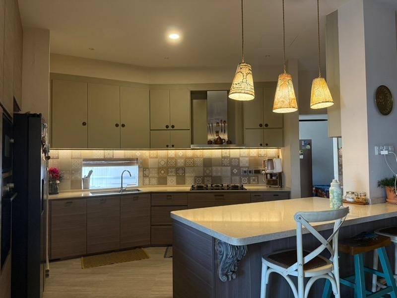 BAYSHORE PARK Condominium For Sale, $4,500,000, 5 Bed 5 Bath 3,800 sqft $1,184.00 psf