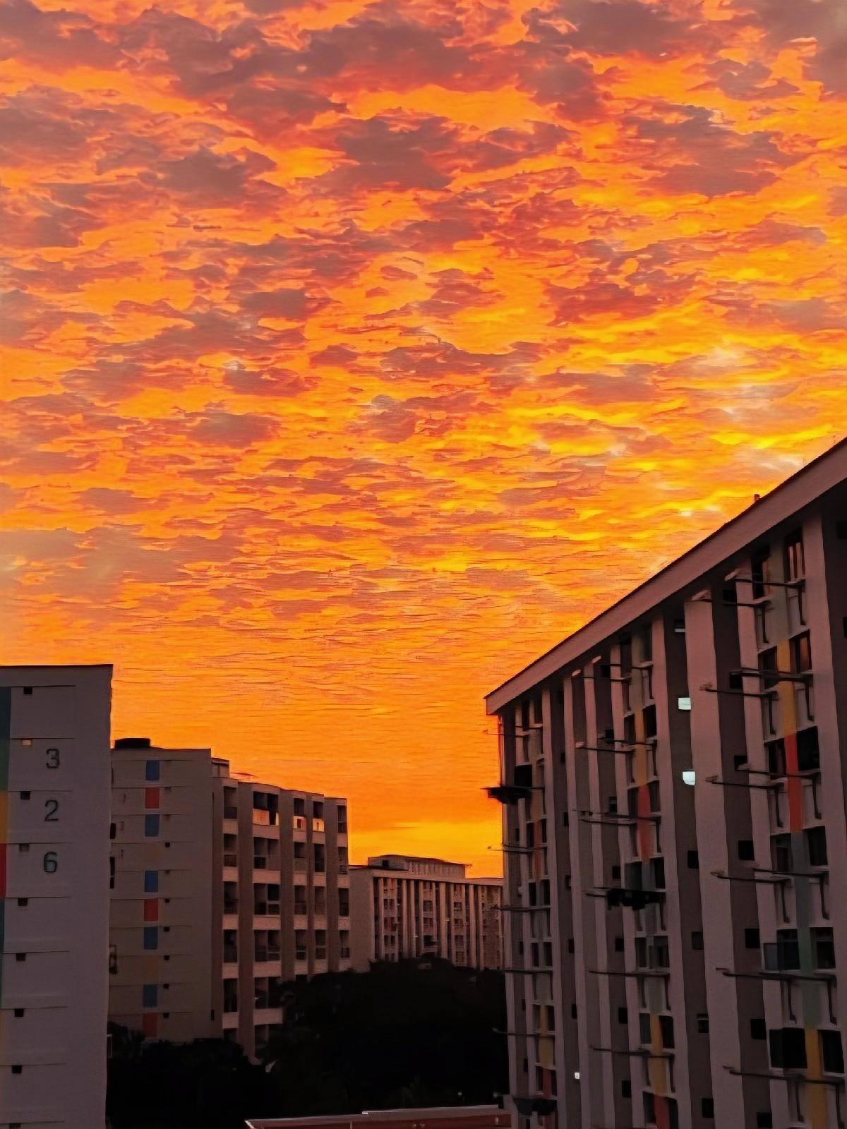 322 Ubi Avenue 1 HDB Apartment For Sale, $610,000, 3 Bed 2 Bath 904 sqft $675.00 psf