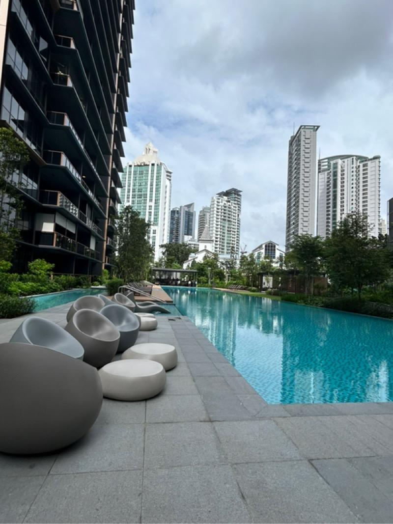 KOPAR AT NEWTON Condominium For Sale, $1,570,000, 2 Bed 1 Bath 614 sqft $2,557.00 psf