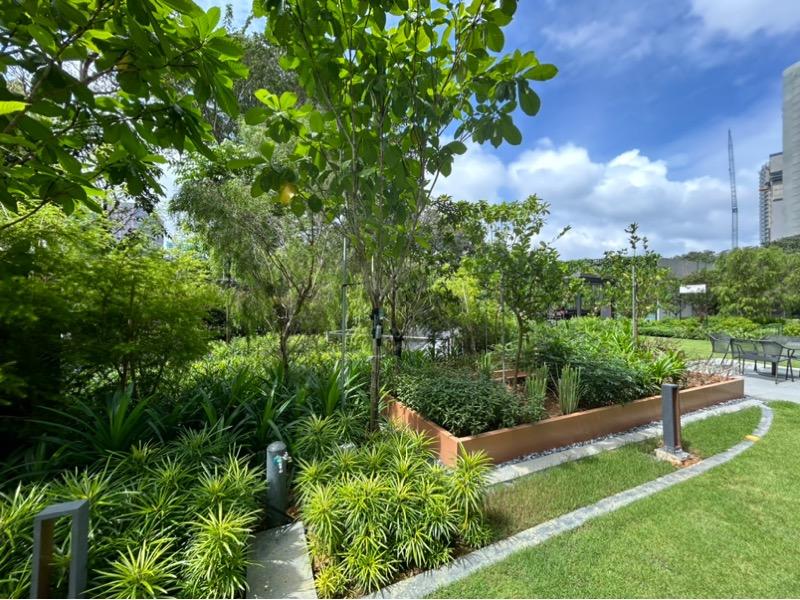 KOPAR AT NEWTON Condominium For Sale, $1,570,000, 2 Bed 1 Bath 614 sqft $2,557.00 psf