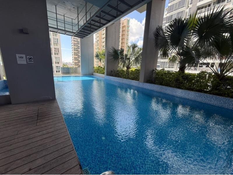 38 I Suites Condominium For Sale, $1,000,000, 2 Bed 1 Bath 506 sqft $1,976.00 psf