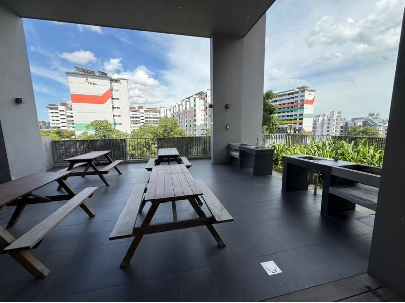 38 I Suites Condominium For Sale, $1,000,000, 2 Bed 1 Bath 506 sqft $1,976.00 psf