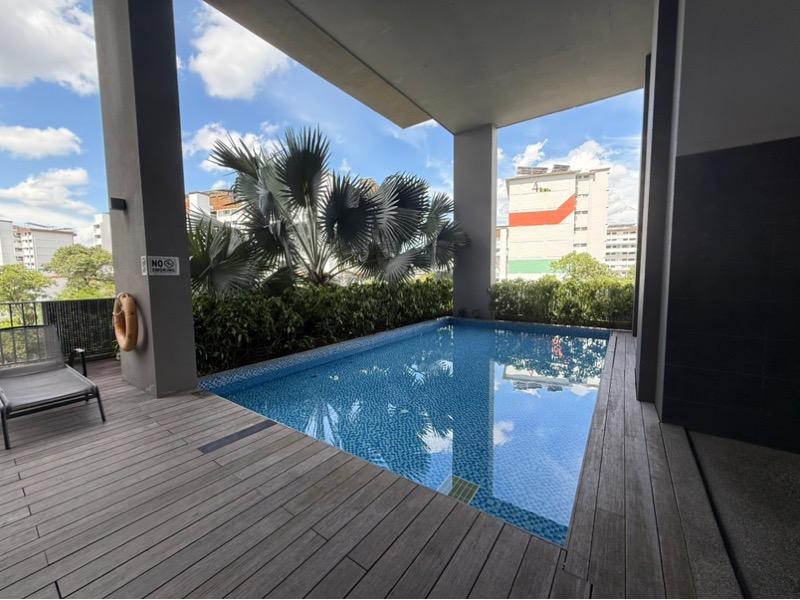 38 I Suites Condominium For Sale, $1,000,000, 2 Bed 1 Bath 506 sqft $1,976.00 psf