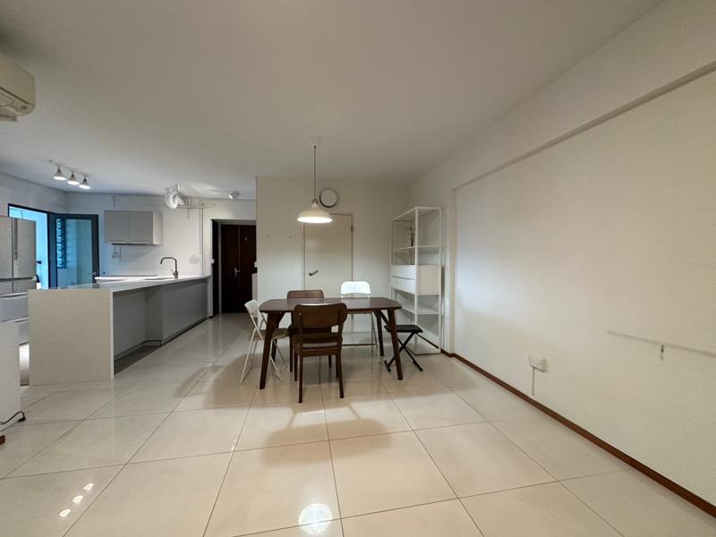 Pinnacle @ Duxton HDB Apartment For Sale, $1,300,000, 3 Bed 2 Bath 1,022 sqft $1,272.00 psf