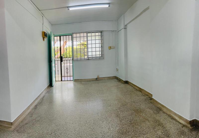 Prop-GPT: HDB Apartment: D15 Marine Parade 64 Marine Drive