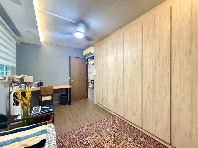 306 Yishun Central HDB Apartment For Sale, $550,000, 3 Bed 2 Bath 1,163 sqft $473.00 psf