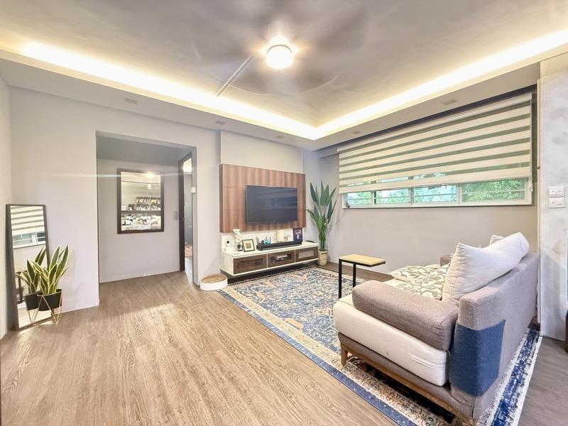 306 Yishun Central HDB Apartment For Sale, $550,000, 3 Bed 2 Bath 1,163 sqft $473.00 psf